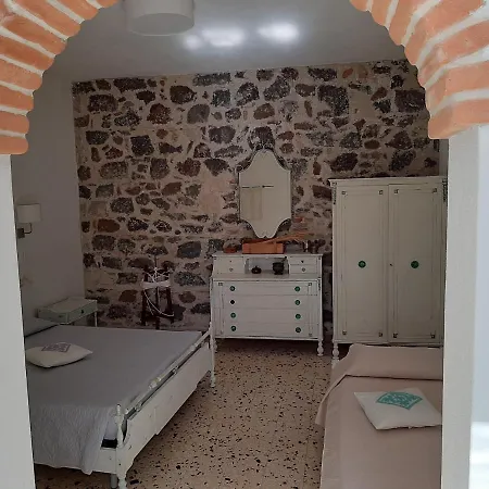 Sa Domo De Sos Massaios Orosei