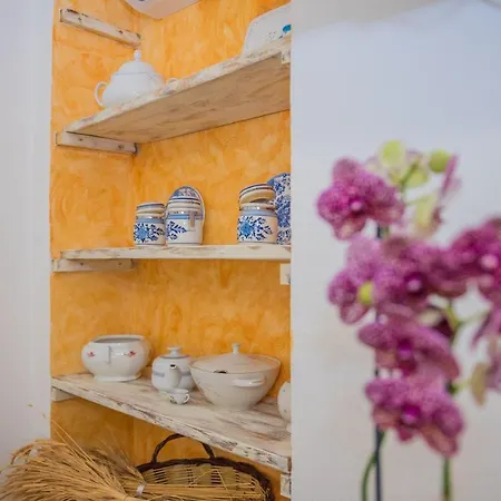 Nocleg ze śniadaniem Sa Domo De Sos Massaios Orosei