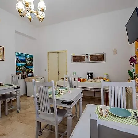 Sa Domo De Sos Massaios Bed and Breakfast 3*