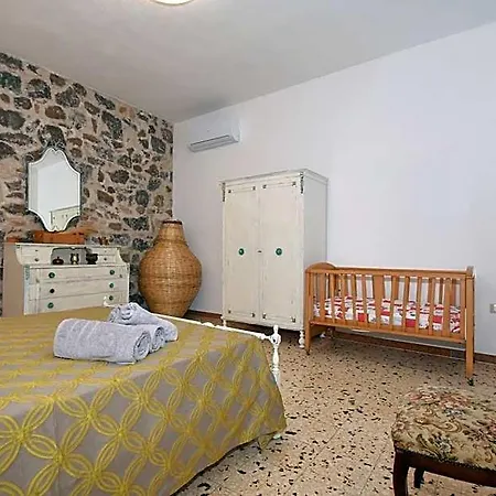 Bed and Breakfast Sa Domo De Sos Massaios 3*