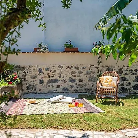 Sa Domo De Sos Massaios Bed and Breakfast 3*
