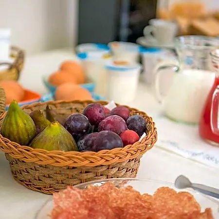 Bed and Breakfast Sa Domo De Sos Massaios Orosei