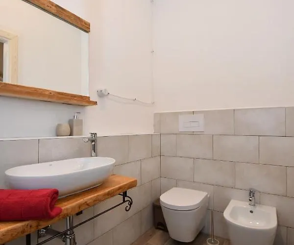 住宿加早餐酒店 Sa Domo De Sos Massaios 奥罗塞伊