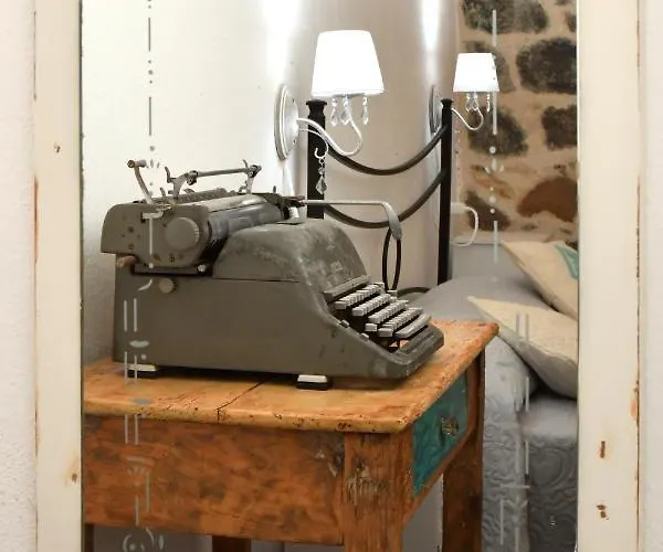 Sa Domo De Sos Massaios 住宿加早餐酒店 3*