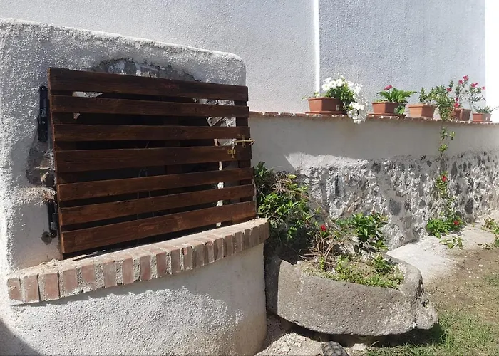 Sa Domo De Sos Massaios 奥罗塞伊