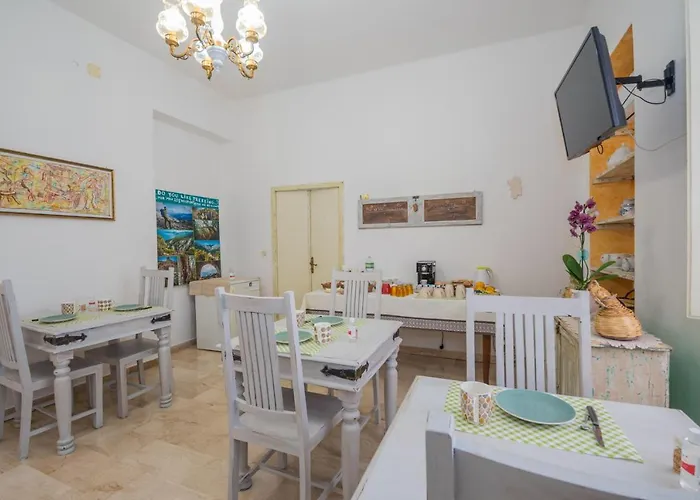 住宿加早餐酒店 Sa Domo De Sos Massaios 奥罗塞伊