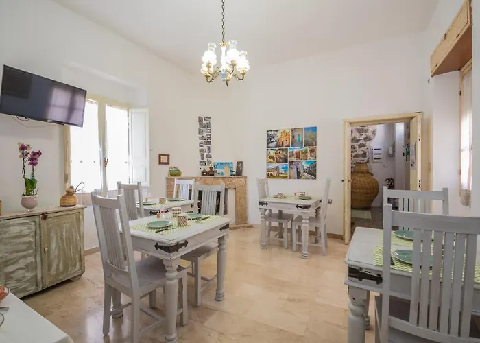 Sa Domo De Sos Massaios 住宿加早餐酒店